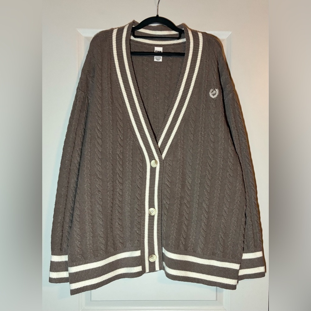 *Final Price* VS PINK | Collegiate Cable-Knit Oversized Cardigan Light Brown XXL - Picture 2 of 5
